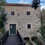 Stone & Story - Near Krka National Park Apartment Drniš