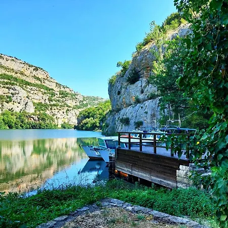 Stone & Story Apartment - Near Krka National Park