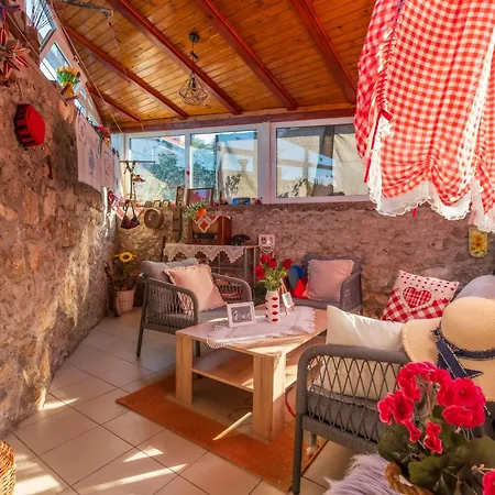 Apartment Stone & Story - Near Krka National Park Drnis