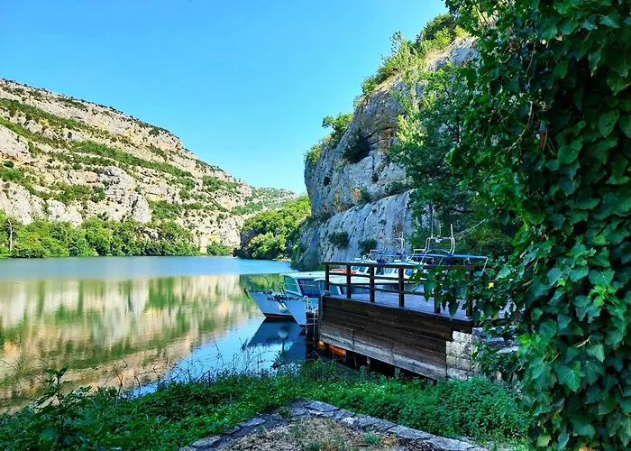 Charming Apartment Near Krka National Park