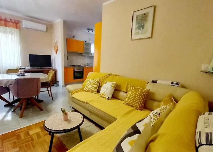 Appartement Stone & Story Apartment - Near Krka National Park Drniš