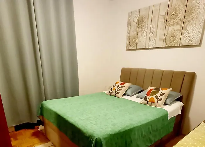 Stone & Story Apartment - Near Krka National Park Drniš