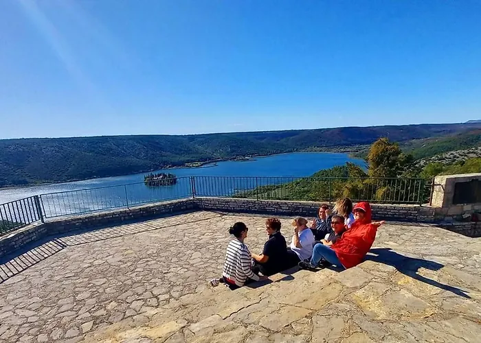 Apartman Stone & Story Apartment - Near Krka National Park