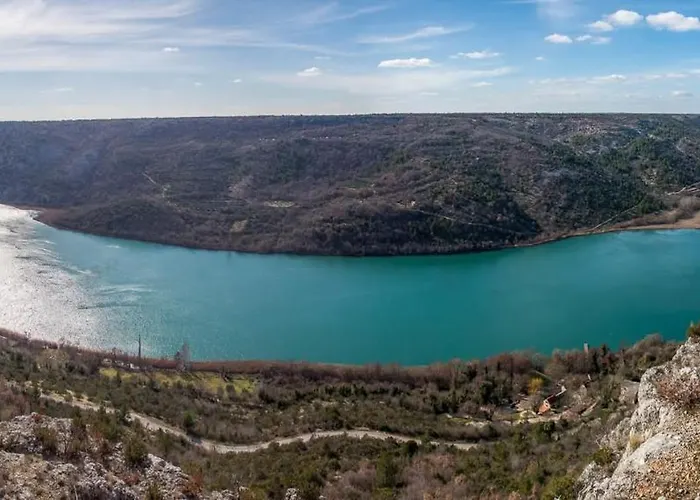 Stone & Story Apartment - Near Krka National Park *