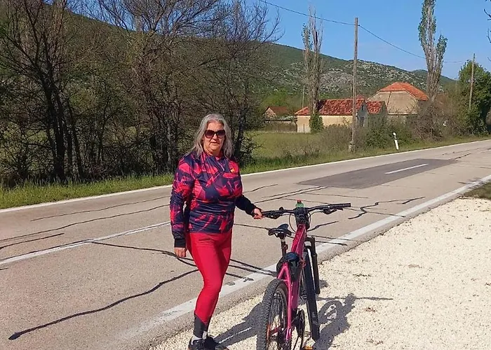 Apartman Stone & Story Apartment - Near Krka National Park *